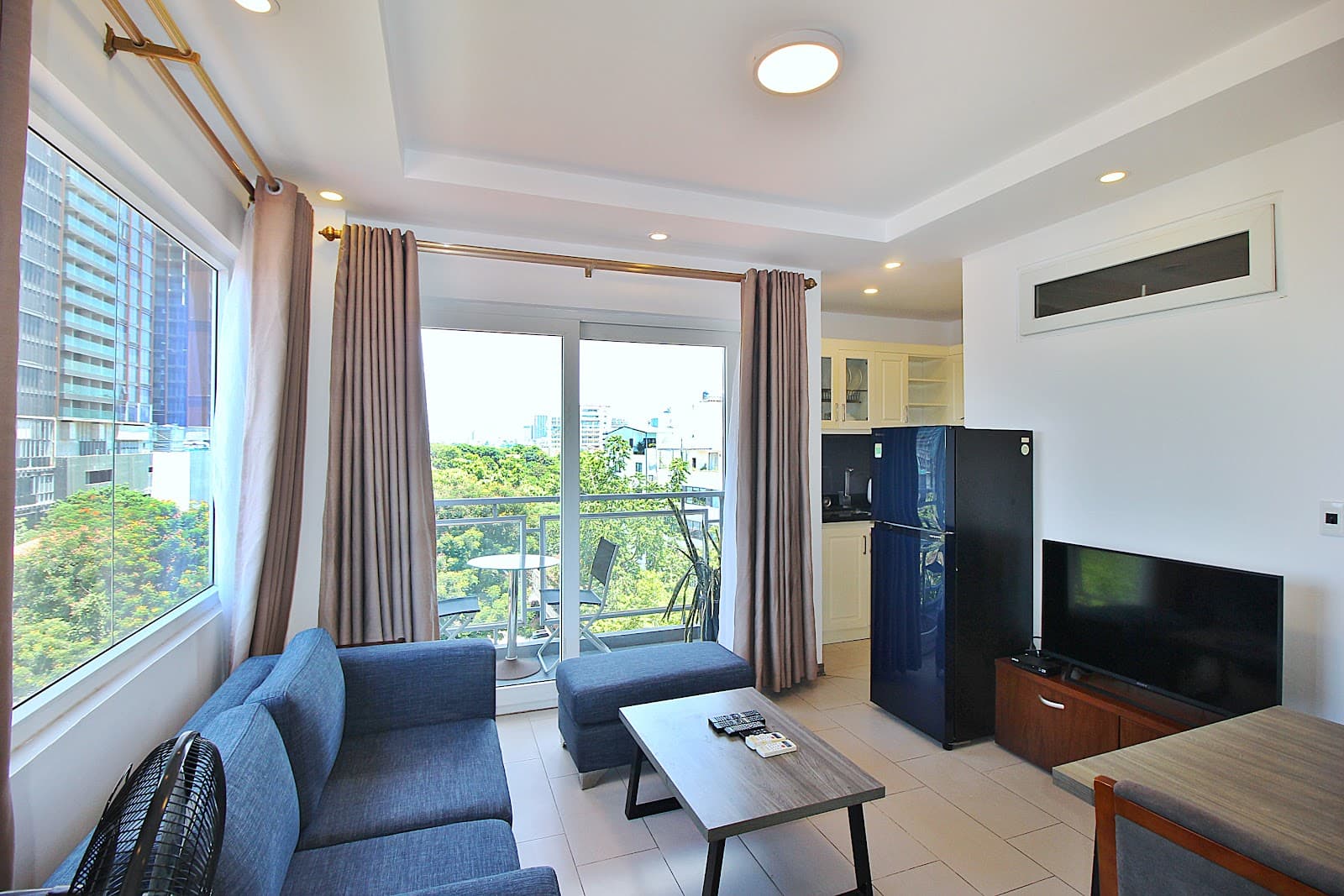 Top Floor 1 Bedroom Apartment on 12/2/5 Đặng Thai Mai, Vietnam
