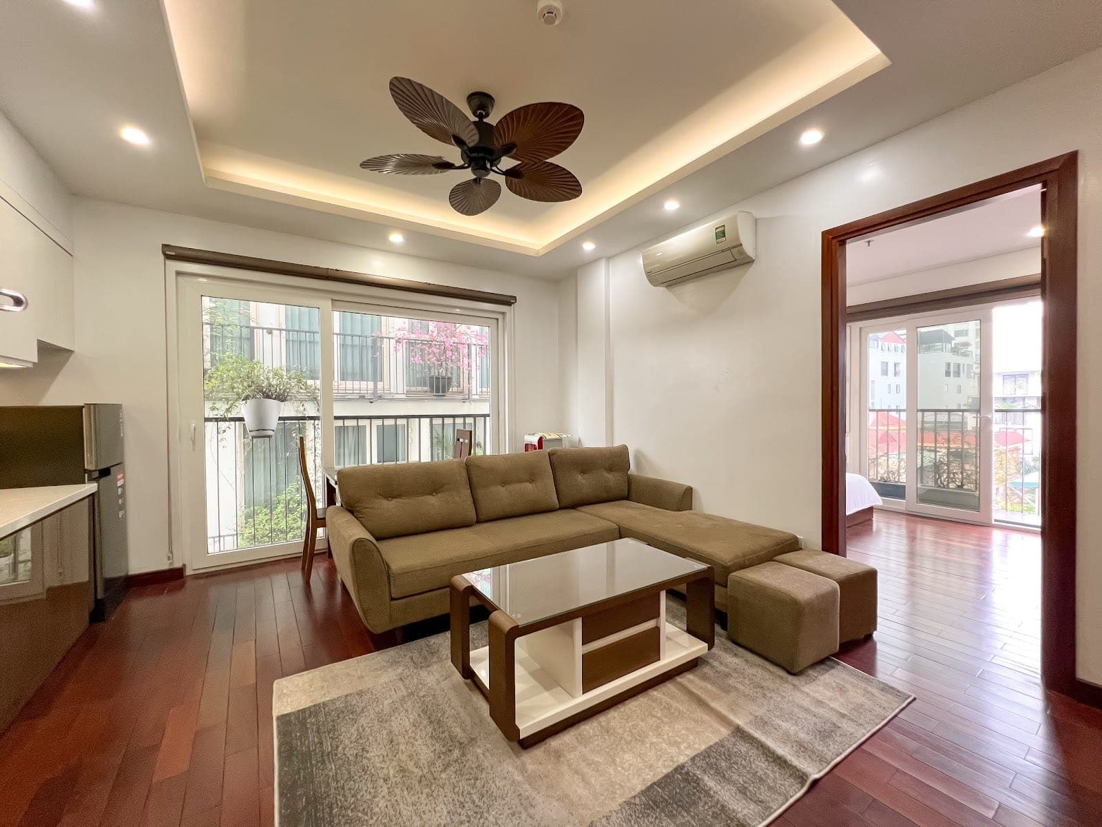 Fancy Furnished 1-Bedroom with Balcony in Ba Dinh