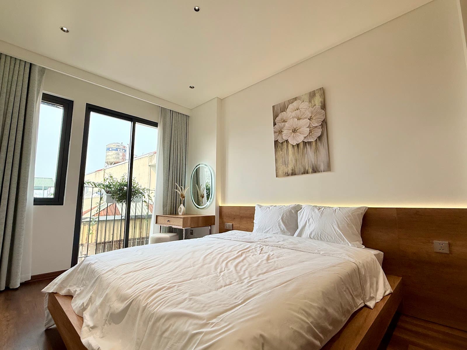 Studio Apartment on ngõ 2A Văn Cao, Ba Đình 3