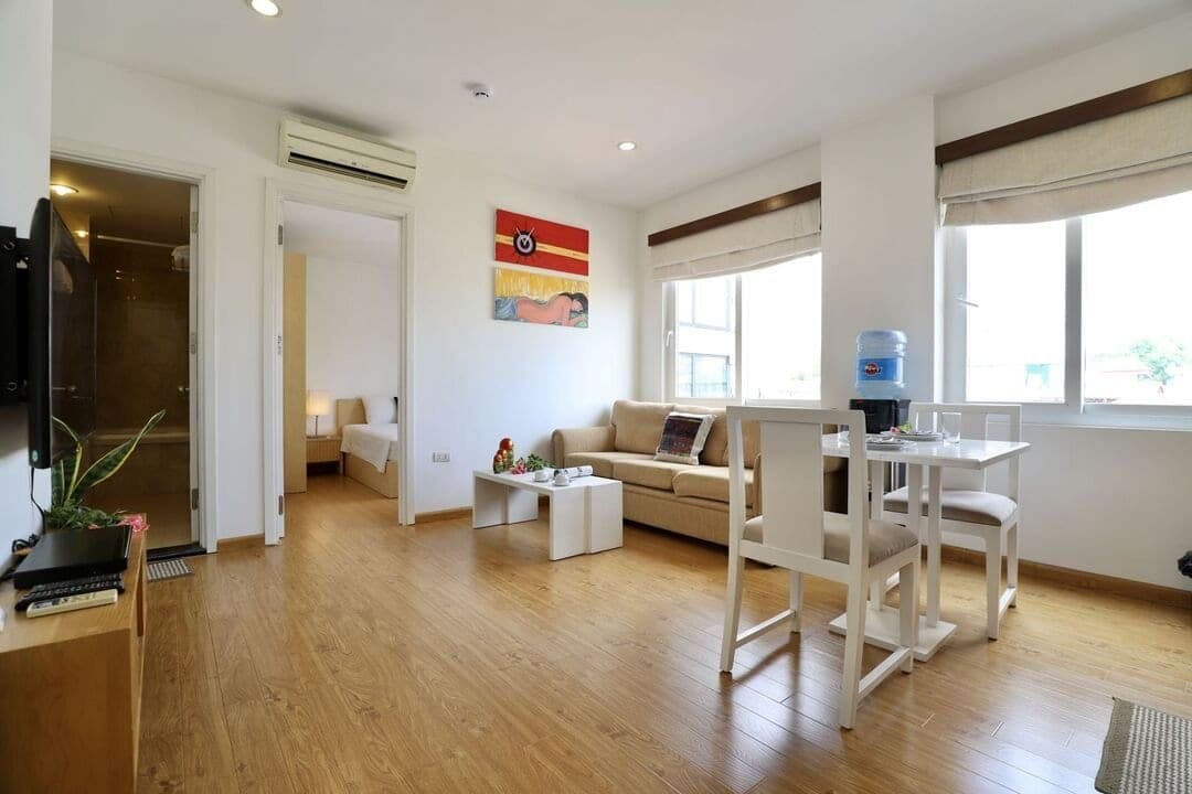 1-Bedroom Apartment with Balcony at 26 Pham Huy Thong, Ba Đình · Unit 601