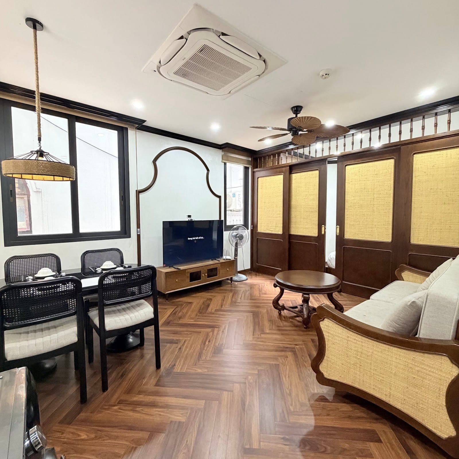 Furnished 1-Bed 1-Living Apartment in Tây Hồ · ĐẶNG THAI MAI 2