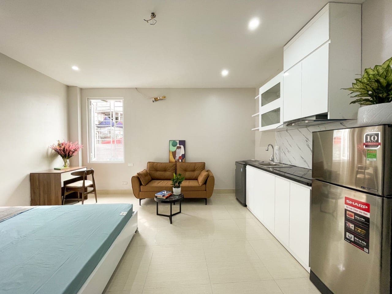 Lake View Studio in Tây Hồ · 30 Yên Hoa (Unit 402) 3