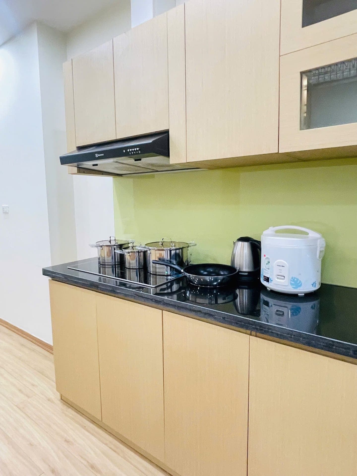 Lovely Studio in Tây Hồ · Quang An (Unit 203) 2