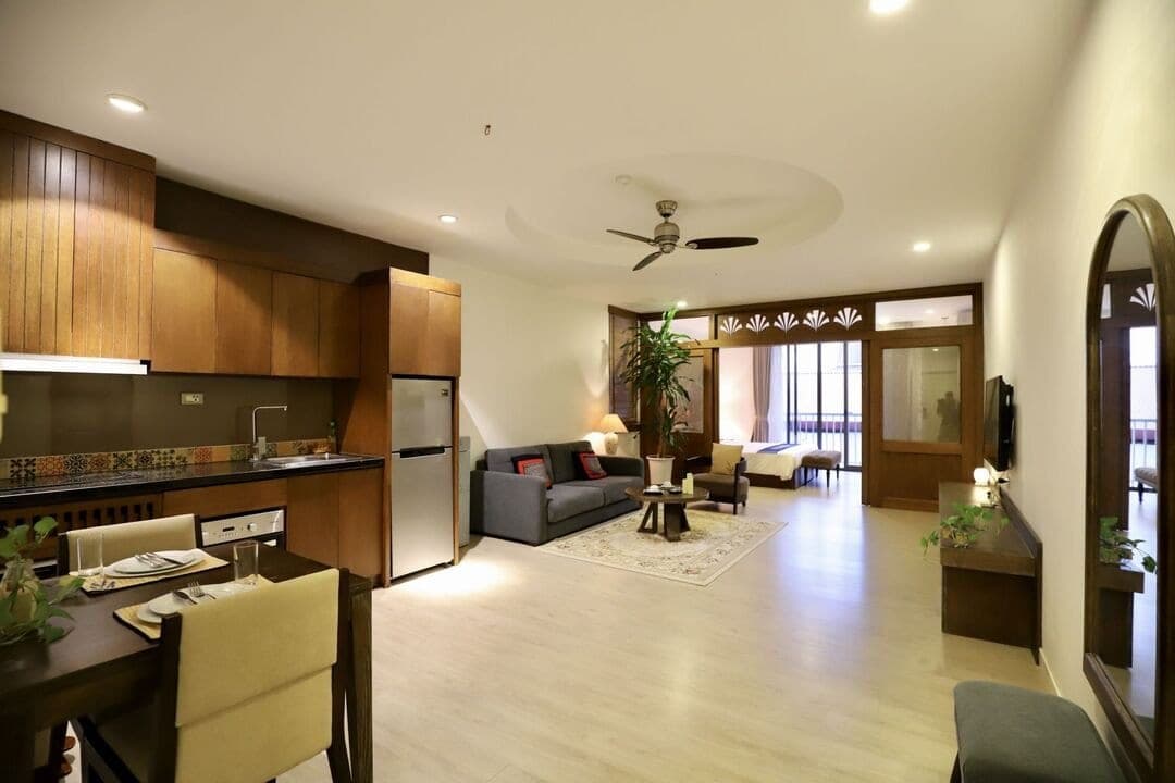 1-Bedroom Apartment with Balcony on Trương Hán Siêu, Hoàn Kiếm