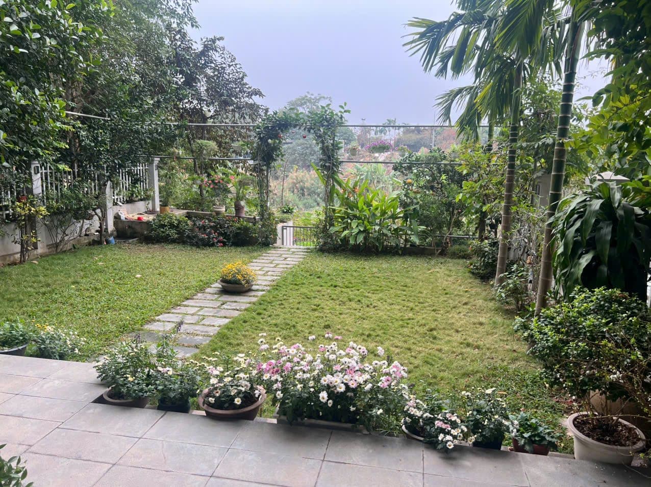 Lake View 1-Bed Apartment for Rent in West Lake, Hanoi