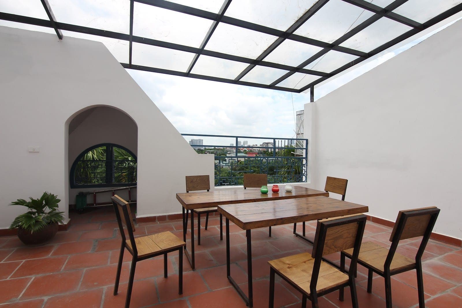 Lake View 4-Bedroom House in Tây Hồ ·Ngõ 12 Đặng Thai Mai