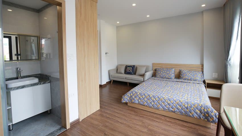 Well-Located Studio Apartment at 52/22 To Ngoc Van, Tây Hồ