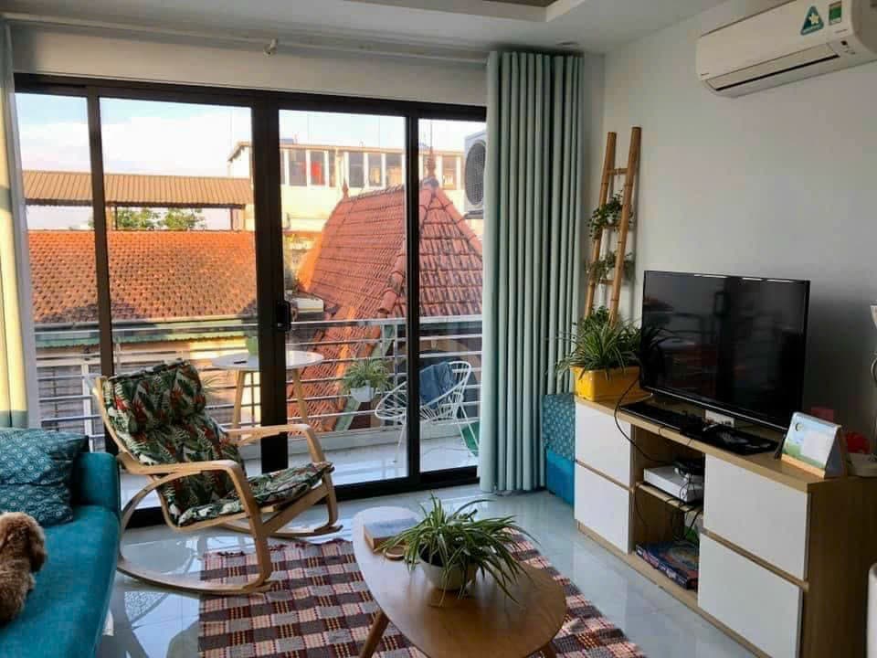 Conveniently Located 1-Bedroom Apartment on 236/11 Au Co, Tây Hồ 2