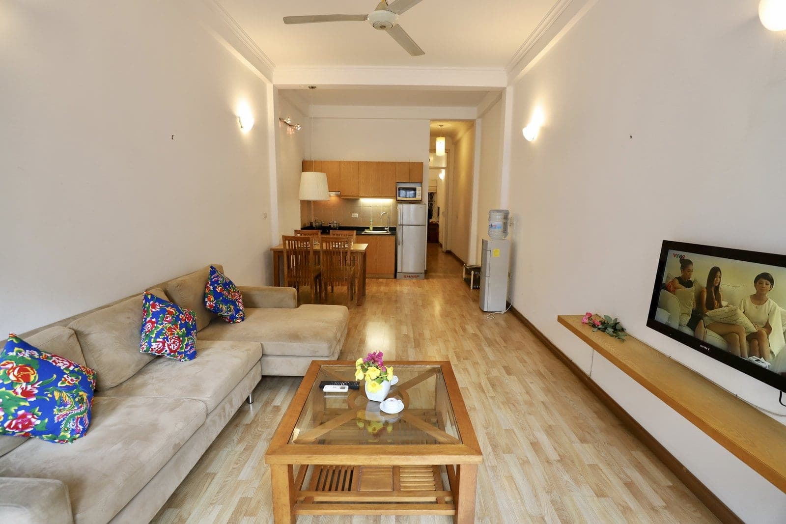 1-Bedroom Apartment with Balcony at 6 Trang An, Hai Bà Trưng