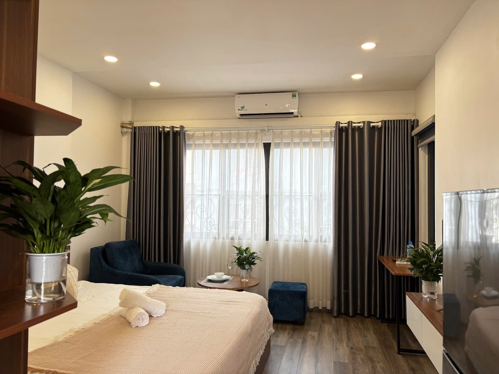 Affordable Comfy Studio in Tay Ho 3