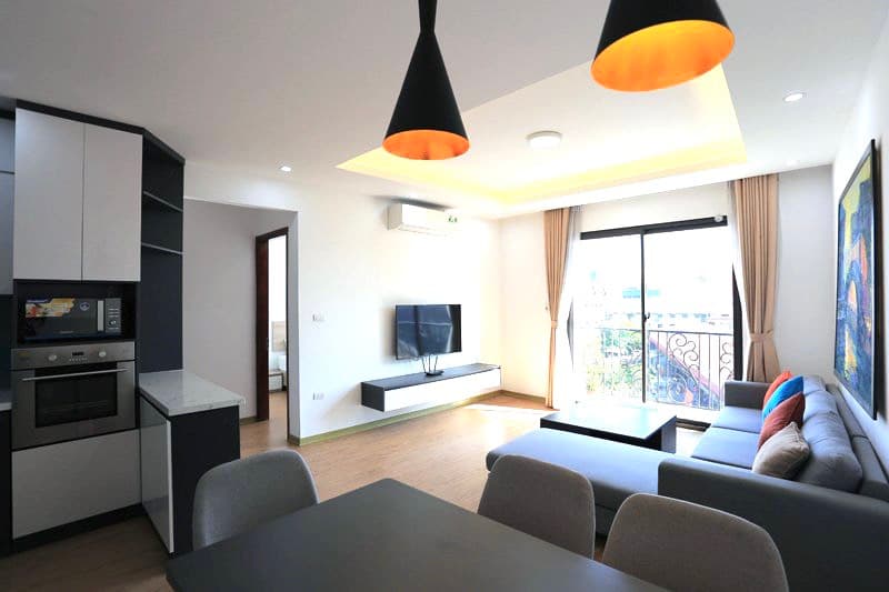 Popular 2-Bedroom Apartment on 236 Au Co, Tây Hồ 3