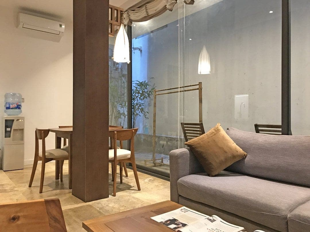 Two-Bedroom Apartment with Balcony on Xom Chua, Tây Hồ