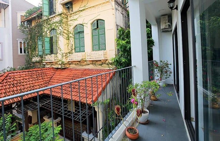 Japanese Style 1-Bedroom Apartment with Balconyin Tây Hồ · Lane 31 Xuan Dieu · Ref A60819 3