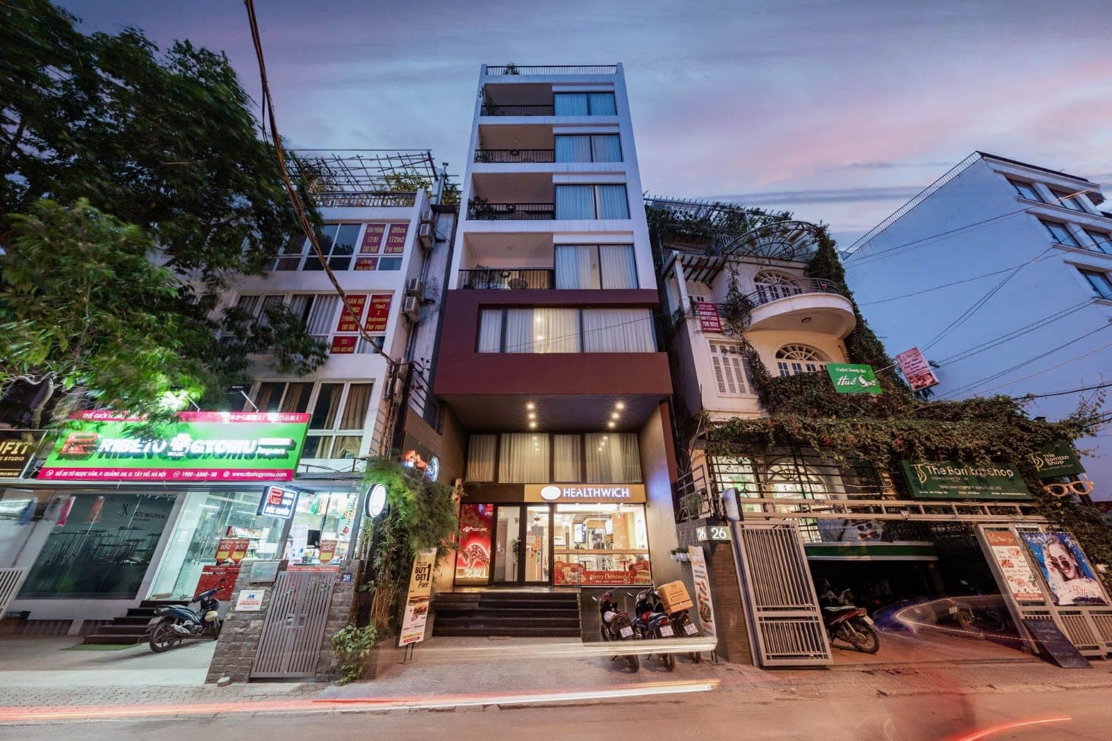 Freshly Renovated 2-Bedroom Apartment in Tay Ho 2