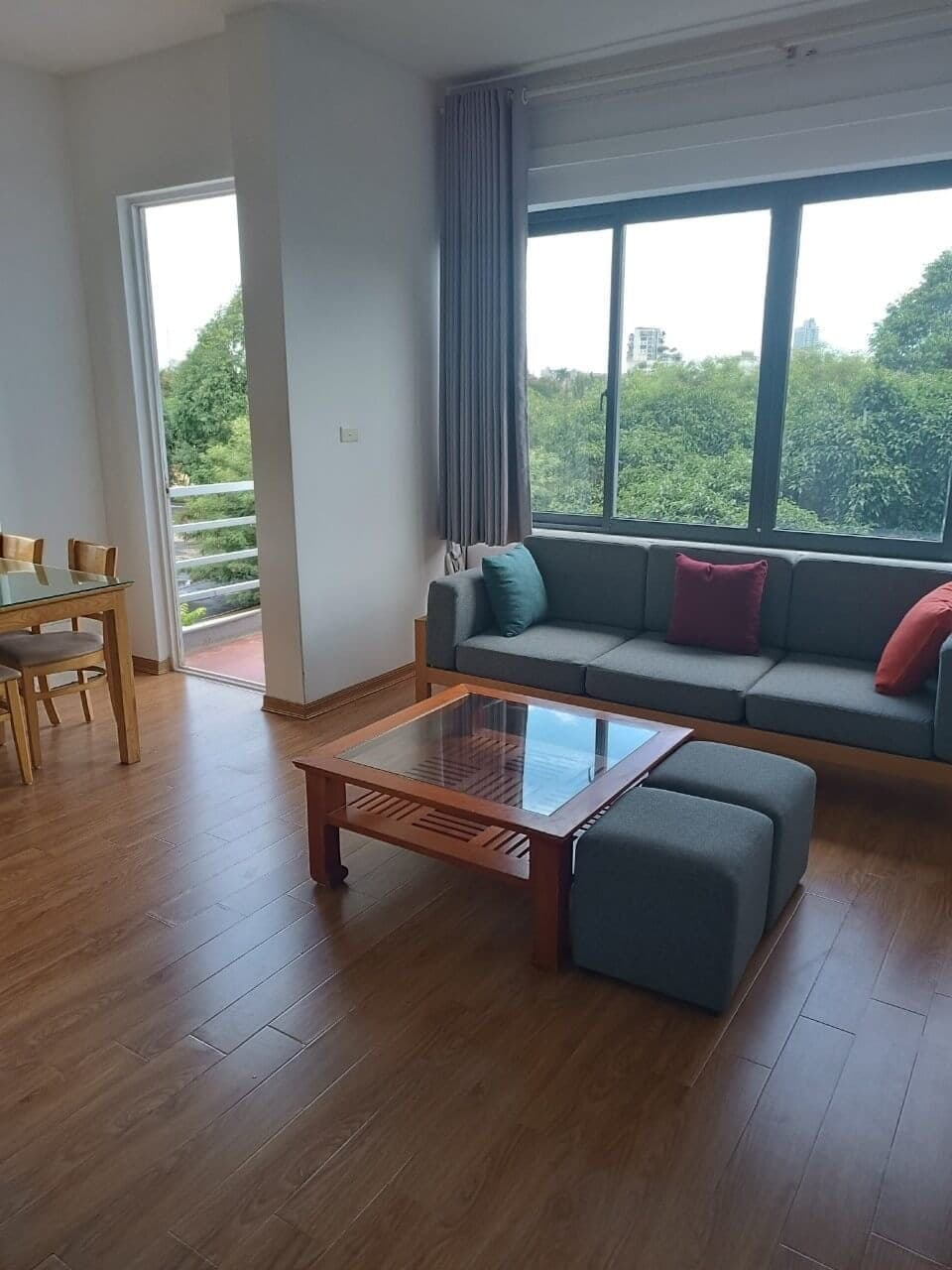 Balcony 2-Bed Apartment for Rent in West Lake, Hanoi