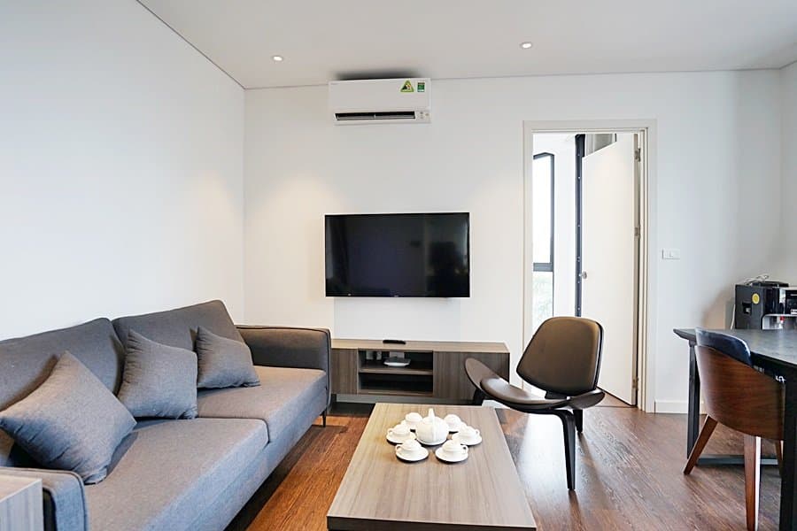 City View 1-Bed Apartment in Tây Hồ · No. 2B Lane 25 Tay Ho 3
