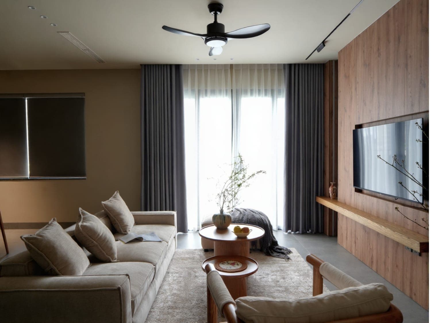 Well Furnished 3-Bedroom Apartment on Dang Thai Mai, Tây Hồ · Unit 3 3