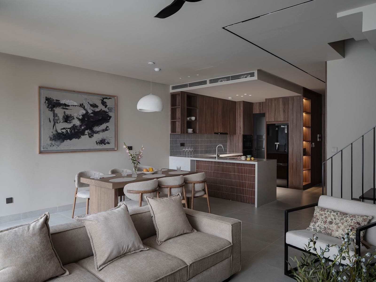 3-Bedroom Duplex Apartment on 12/2/5 Dang Thai Mai, Tây Hồ 3
