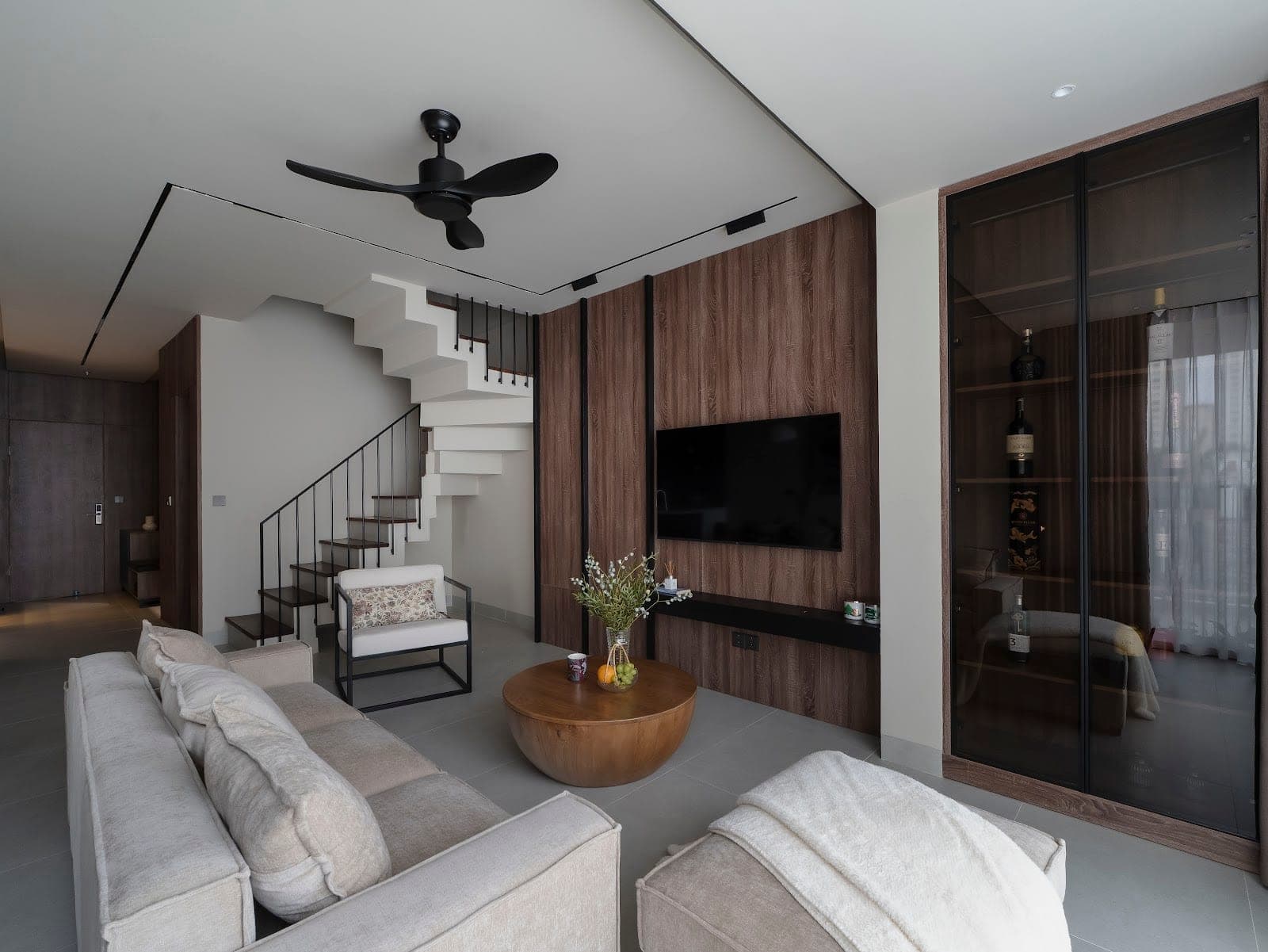3 Bedroom Duplex on Dang Thai Mai Street, Tay Ho 3