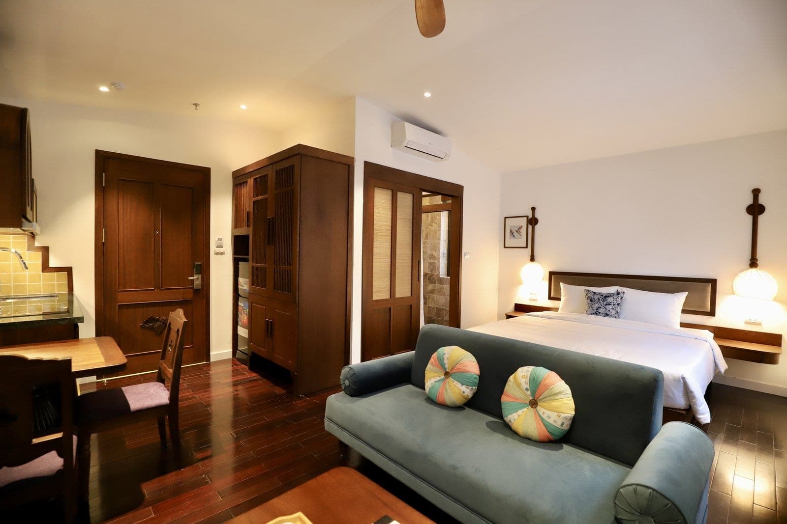 1-Bedroom Apartment with Balcony at 51 Quang Khanh, Tây Hồ · Unit 401