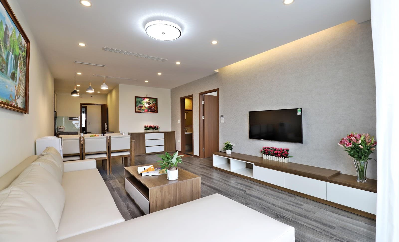 Modern Apartment at No. 9 Tay Ho 23/08/2022, Tây Hồ