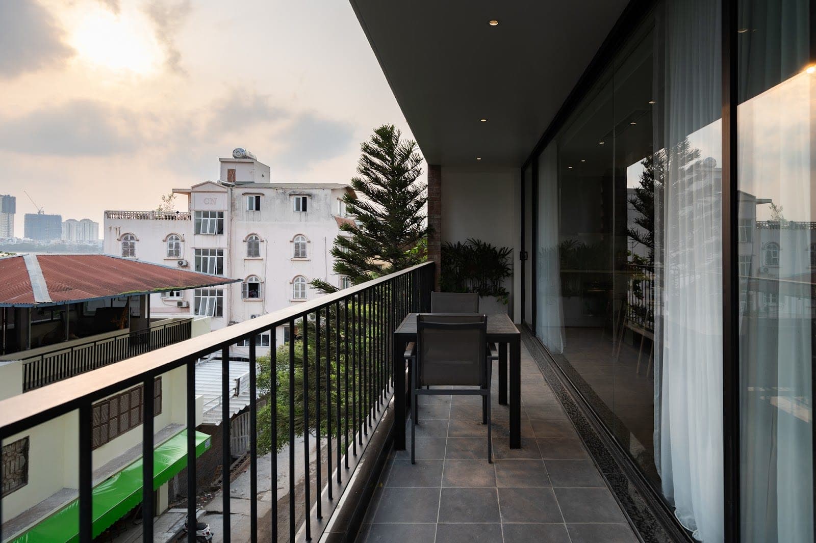 Spacious 2-Bedroom Apartment in Tay Ho 3