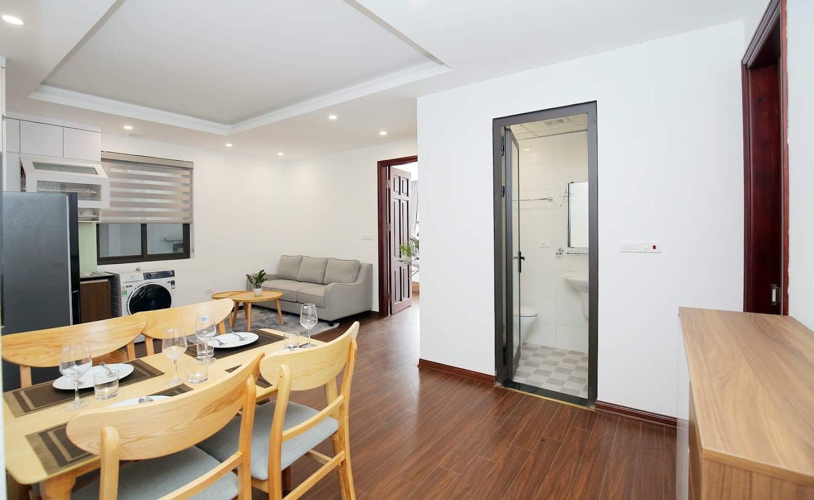 City View 2-Bed Apartment on Vu Mien Island 2