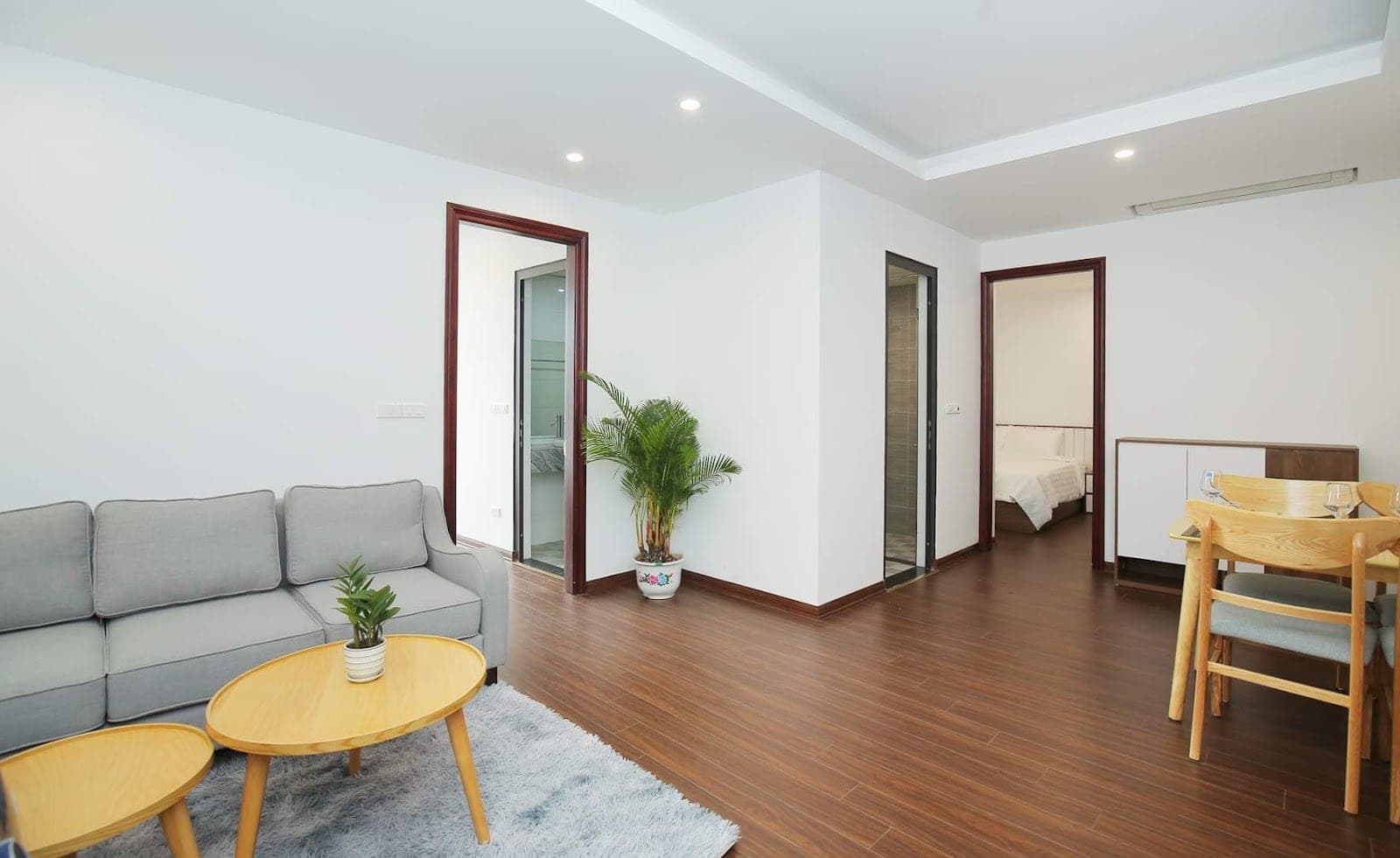 City View 2-Bed Apartment on Vu Mien Island